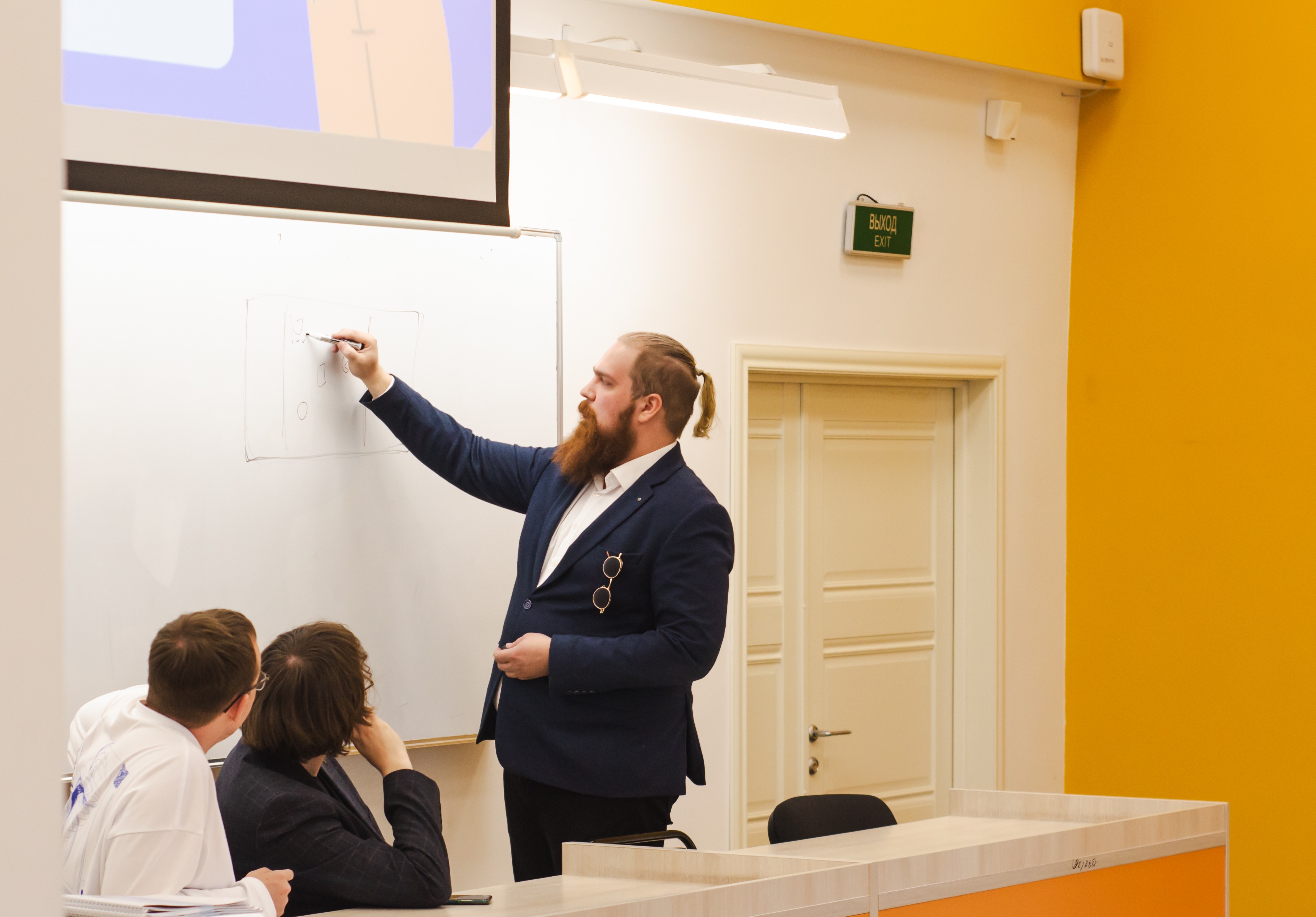 Разработчик, аналитик, и не только - чему можно научиться на нашем факультете, как поступить и кем работать?